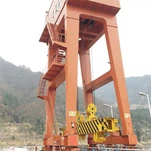 Einstefnurafstöðvarkrani